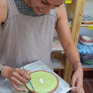 PINTURA SOBRE CERAMICA-TALLER EN EL JARDIN EL TALAR