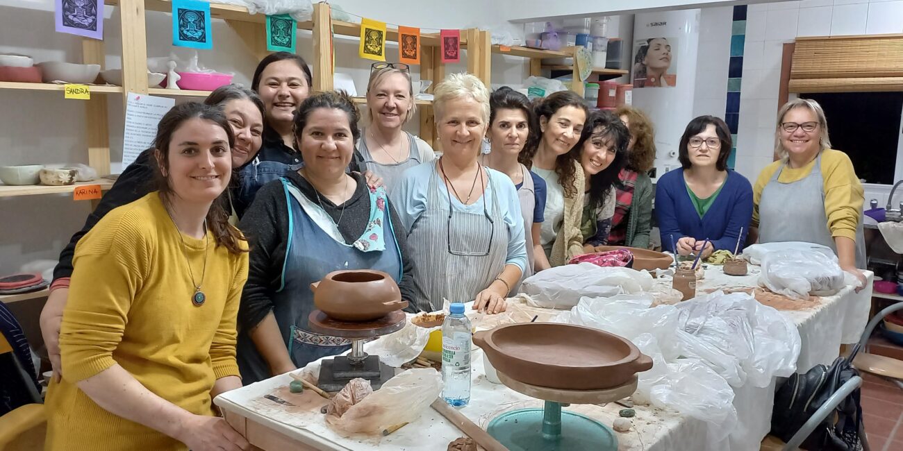 Taller de ollas para fuego directo - Cerámica Taller en el Jardín - El Talar, Tigre